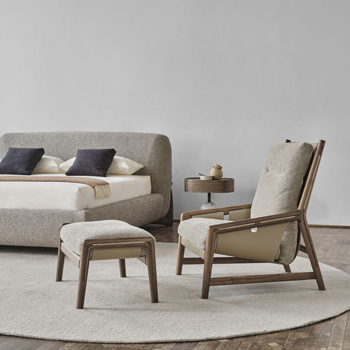 Fauteuil relax contemporain - BICE - Porada - en cuir / en tissu / en noyer
