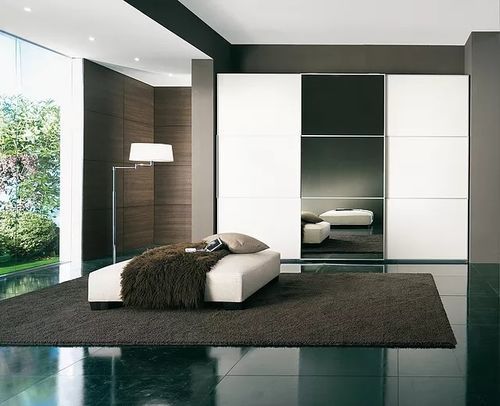 Armoire contemporaine - Sangiorgio Mobili - en bois / en verre laqué / à porte coulissante