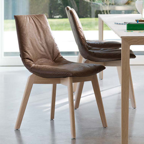 Chaise de salle à manger contemporaine - LUI - TEAM 7 - d'intérieur / en tissu / en cuir