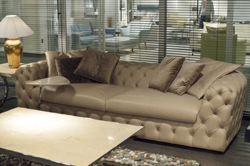 Canapé chesterfield - BOA - Stone International - en cuir / avec accoudoirs / avec coussin amovible
