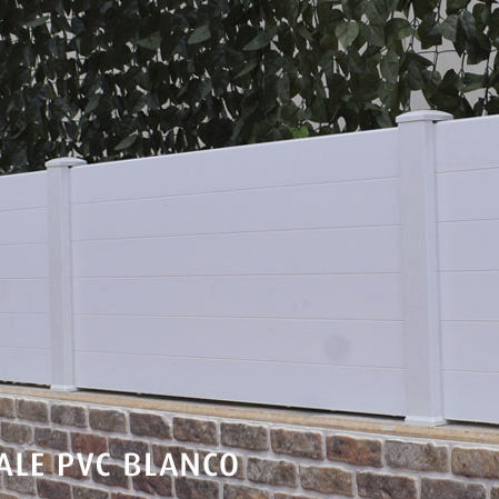 Clôture à lames - Initiale - Modular Signs S.L. - résidentielle / en PVC / droite