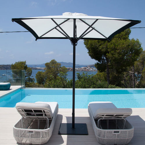 Parasol carré - G&G Italia Designer Furniture - à mât central / en aluminium / en tissu
