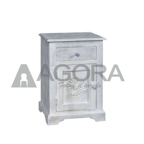 Table de chevet classique - WHITE SUN - AGORA' SRL - en bois massif / avec piètement en bois massif / carrée