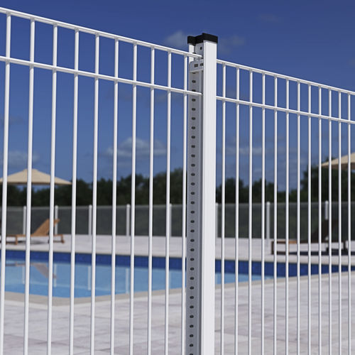 Clôture pour piscine - AQUA’GLIA® - Quaglia Diffusion - grillagée / à panneaux / sportive
