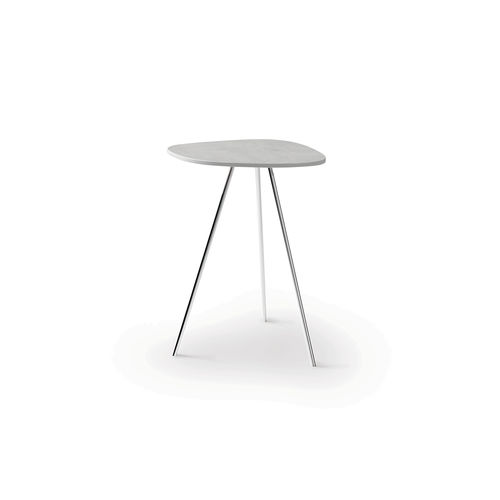 Table d'appoint contemporaine - Liliom - Leolux Global bv - en chêne / en noyer / en bois laqué