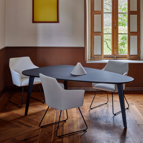Table à manger contemporaine - Bondi - Leolux Global bv - en chêne / en noyer / en céramique