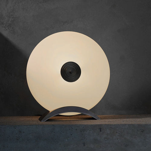 Lampe de table - NOVA  - J. Adams & Co. - en verre soufflé / en opale / contemporaine