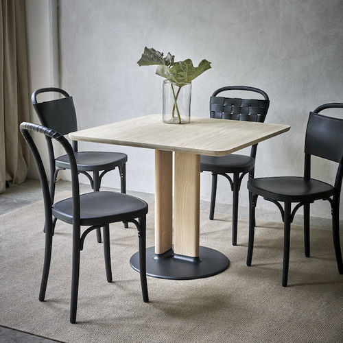 Table contemporaine - STAM - Gemla Fabrikers AB - en frêne / avec piètement en fonte / avec piètement en frêne