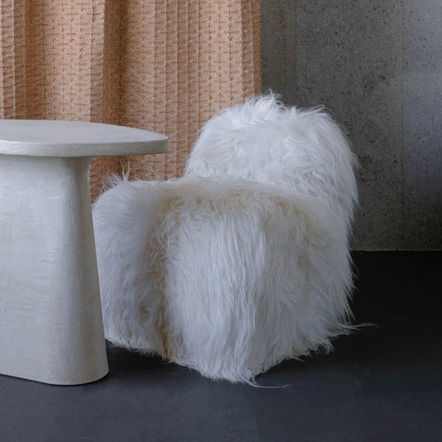 Chaise contemporaine - Venezia - Evolution 21 - Karine Bonjean bv - d'intérieur / en tissu / avec piètement en bois