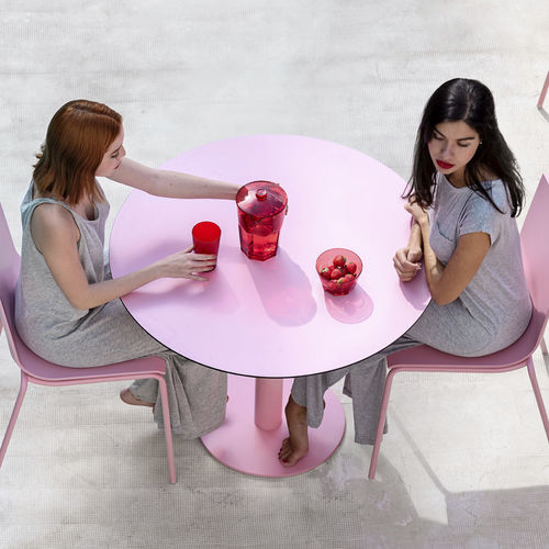 Table à manger contemporaine - MONA  - Diabla - en acier thermolaqué / avec piètement en acier galvanisé / ronde