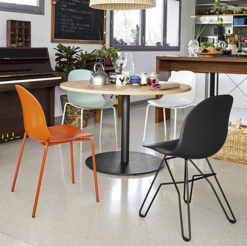 Table contemporaine - COCKTAIL - Connubia - en bois laqué / en stratifié / en mélaminé