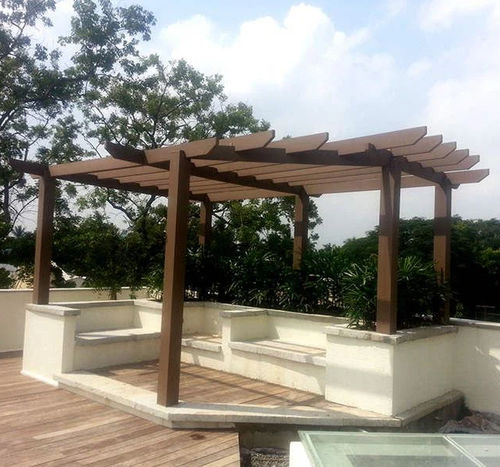 Pergola autoportée - 8 - Foshan Greenzone - en bois composite / à lames brise soleil / sur mesure
