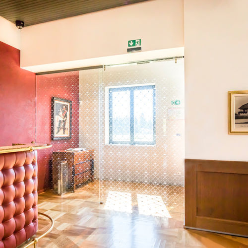 Porte d'intérieur - 300 thales - DOORSON - en verre / coulissante / contemporaine