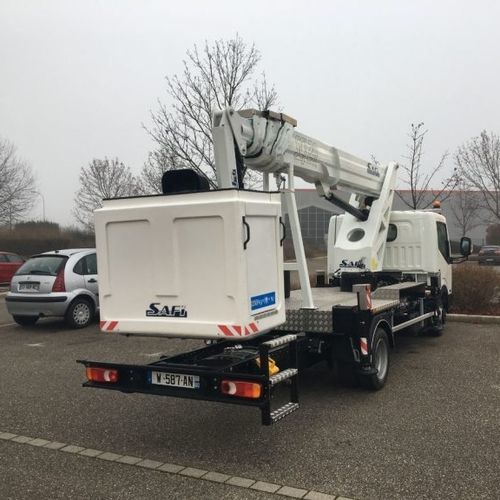 Nacelle télescopique sur camion - SCJ 18 - Safi Group srl