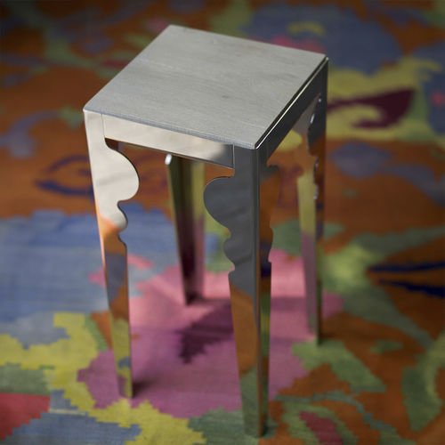 Table d'appoint contemporaine - LAGUNA - LANDO - en chêne / avec piètement en acier inoxydable poli / carrée