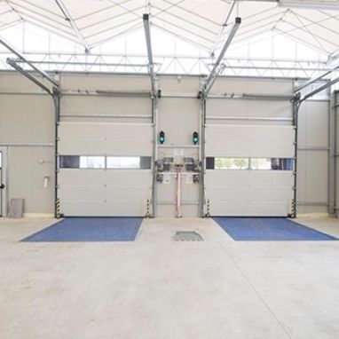 Porte d'intérieur - SECTIONAL DOORS - Moreschi Chiusure Industriali S.r.l. - en acier / en polyuréthane / en acier galvanisé