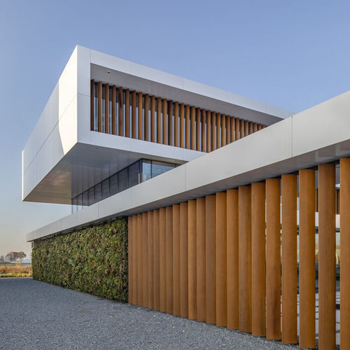 Panneau sandwich de façade - Foshan Henglicai Building Materials Co.,Ltd. - pour mur / 2 faces en aluminium / âme en nid d'abeille en aluminium