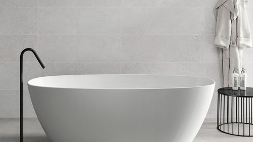 Baignoire ovale - VICTORIA MATT - ZENON SMART SOLID SURFACE - en îlot / pour habitat / en acrylique