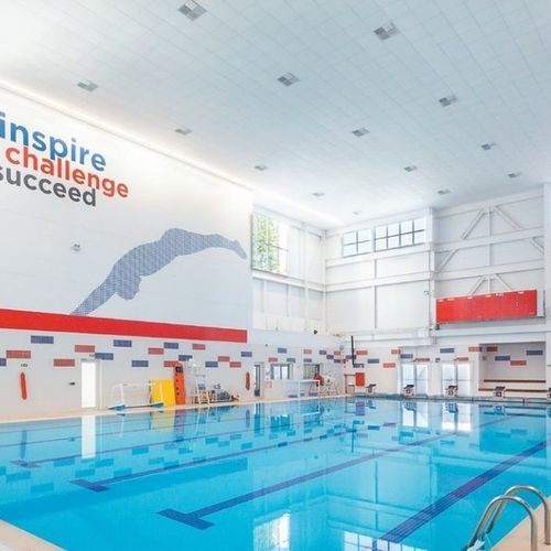 Faux-plafond en fibre minérale - HYGENA Aquatec - Knauf Ceiling Solutions - en dalles / pour salle blanche / d'intérieur