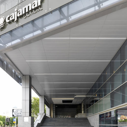 Faux-plafond en métal - Armstrong Q-Clip, Q-Clip F, R-Clip, R-Clip F - Knauf Ceiling Solutions - en dalles / extérieur / recyclable