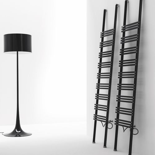 Sèche-serviettes à eau chaude - PIOLI - ANTRAX - électrique / 501 w...750 w / contemporain