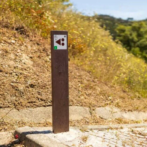 Mât pour signalisation routière - CYCLIN' CENTERS - Floema - en plastique recyclé