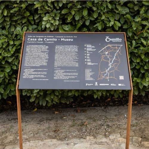 Table d'orientation en bois - ATRIL  - Floema - pour espace public