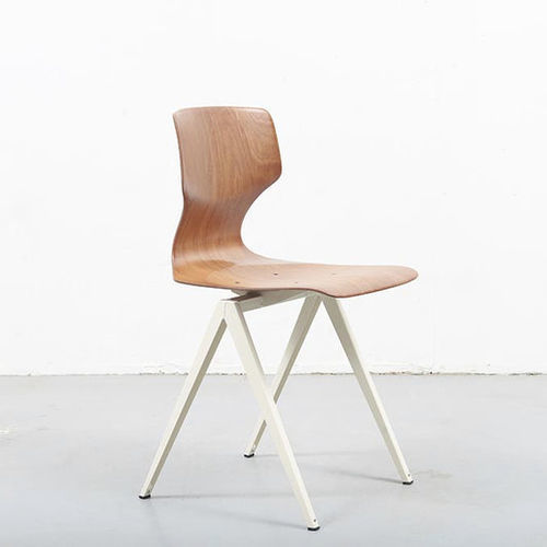 Chaise design scandinave - Galvanitas s19  - cartel de belleville - d'intérieur / en chêne / en contreplaqué