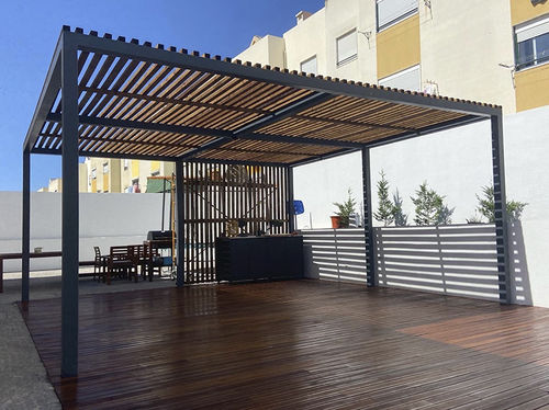 Pergola autoportée - Império Decks e Pergolas - en eucalyptus / en frêne / à lames brise soleil