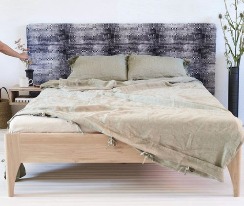 Lit double - DIVERSE  - IDDO - contemporain / avec tables de chevet / en chêne