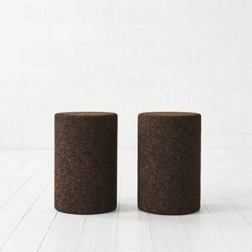 Table d'appoint contemporaine - TRUFFLE  - IDDO - en chêne / en liège / avec piètement en chêne