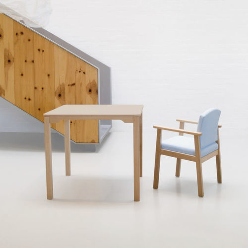 Chaise contemporaine - SENTA - Seniorcare - d'intérieur / en tissu / en hêtre