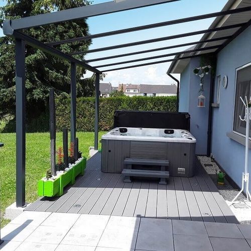 Pergola adossée - USINE-ONLINE - en aluminium extrudé / avec un toit en pente / sur mesure
