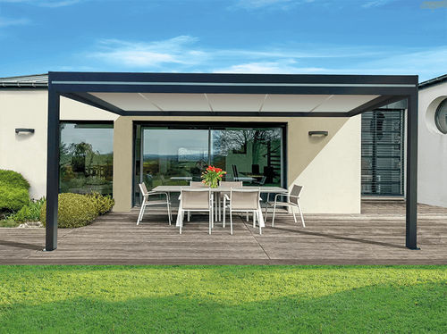 Pergola adossée - USINE-ONLINE - en aluminium extrudé / avec un toit plat / toit en panneau sandwich