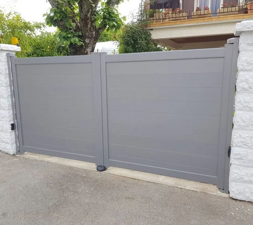 Portail battant - Anaïs  - USINE-ONLINE - en aluminium / à lames / motorisé