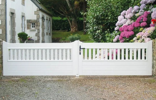 Portail battant - Suza  - USINE-ONLINE - droit / gauche / en PVC