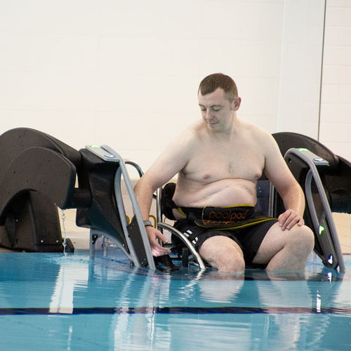 Plateforme élévatrice pour fauteuil roulant - POOLPOD 2.0 - Cotenda - pour piscine / à usage professionnel / d'intérieur