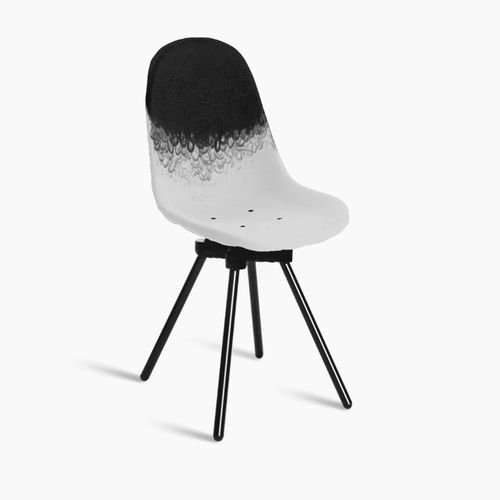 Chaise contemporaine - GRAVÊNE 6.3 - Maximum Paris - en plastique / en polyéthylène / avec piètement en métal