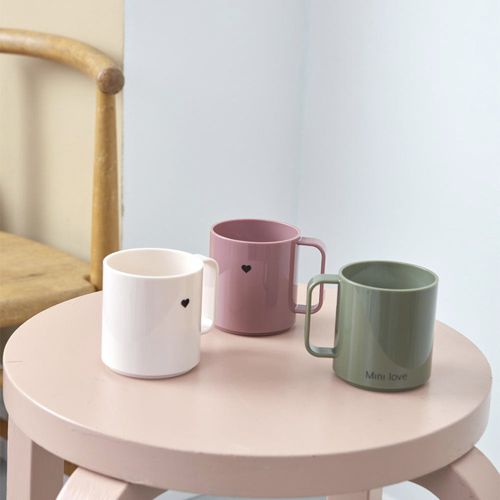 Tasse en plastique - Mini Love - DESIGN LETTERS ApS