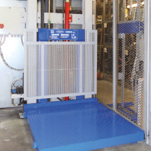 Monte-charge hydraulique - MONO - O.ME.R. SpA - de faible encombrement / pour fortes charges / industriel