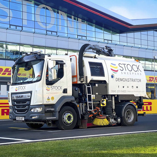 Balayeuse montée sur camion - S6400 - Stock Group - de voirie / d'extérieur / de déchets