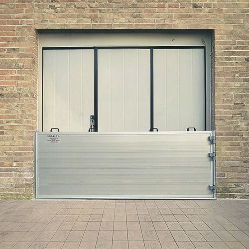 Barrière anti-inondation - GATE - Pellegrino S.r.l. - battante / en aluminium / pour porte