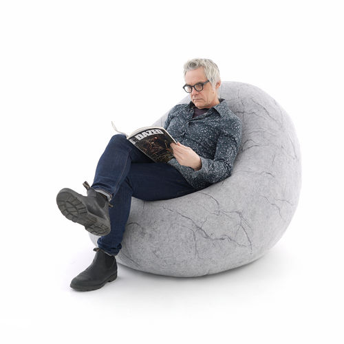 Fauteuil poire contemporain - STONE CAPSULES - Katsu Stones - en laine / fait main / avec repose-pieds