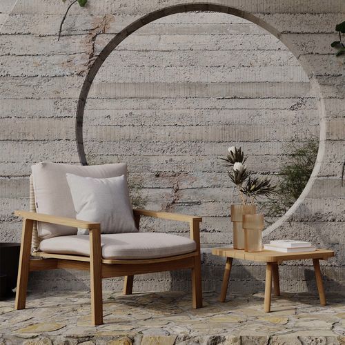 Fauteuil design - DENK - Yaaz - en Sunbrella® / en teck / avec coussin amovible