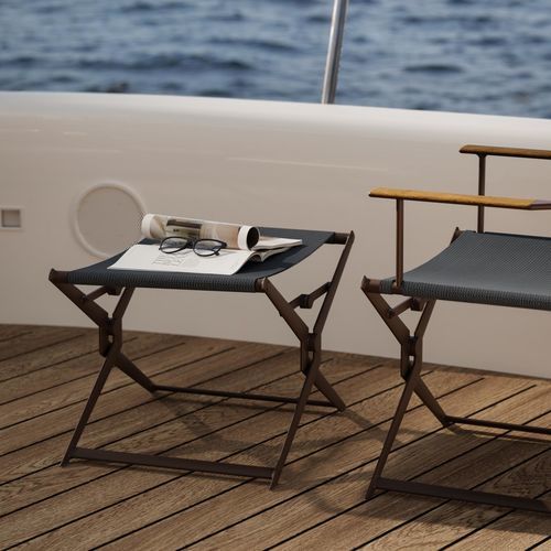 Tabouret design - SAYE  - Yaaz - en Batyline® / avec piètement en fonte d'aluminium / pliant
