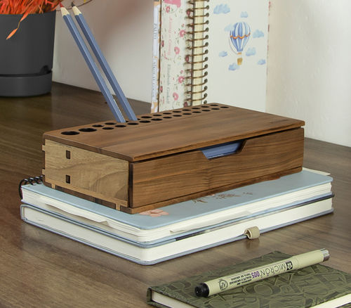 Organisateur de bureau en noyer - RK412 - WOODSAKA KFT.