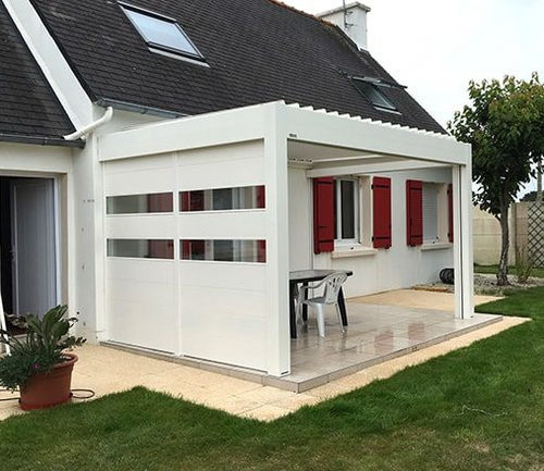 Brise-vue à lames - Claustralu - Groupe AJ2R (JERREL / LI-SU DES TEMPS / ASPIC) - en aluminium extrudé / uni / fixe