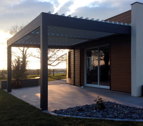 Pergola autoportée - Groupe AJ2R (JERREL / LI-SU DES TEMPS / ASPIC) - adossée / suspendue / en aluminium