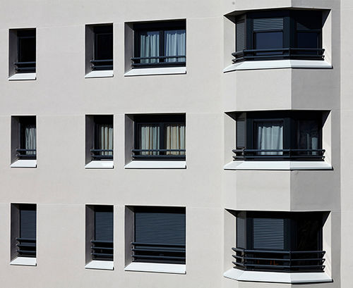 Garde-corps en aluminium - Groupe Lorillard - à barreaux / d'extérieur / pour terrasse