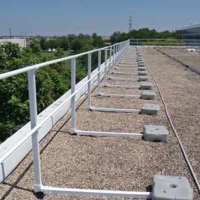 Garde-corps en aluminium - SICURPAL SRL - en acier / encadré / d'extérieur